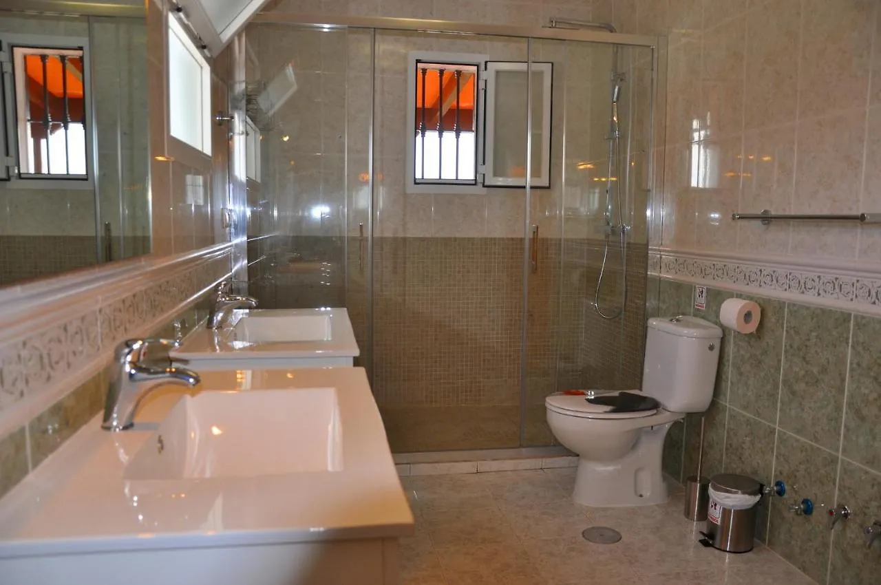 Villa Clara Beautiful Villa, Heated Pool, 10 Min Beach By Rentasunnyplace Arenas  Spain